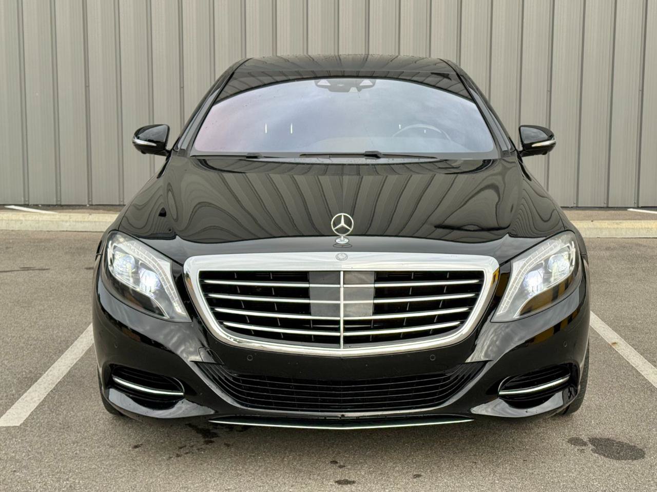 Used 2015 Mercedes-Benz S 550 Sedan image 2