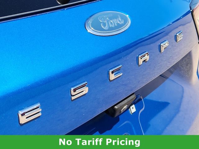 Used 2020 Ford Escape SE image 11
