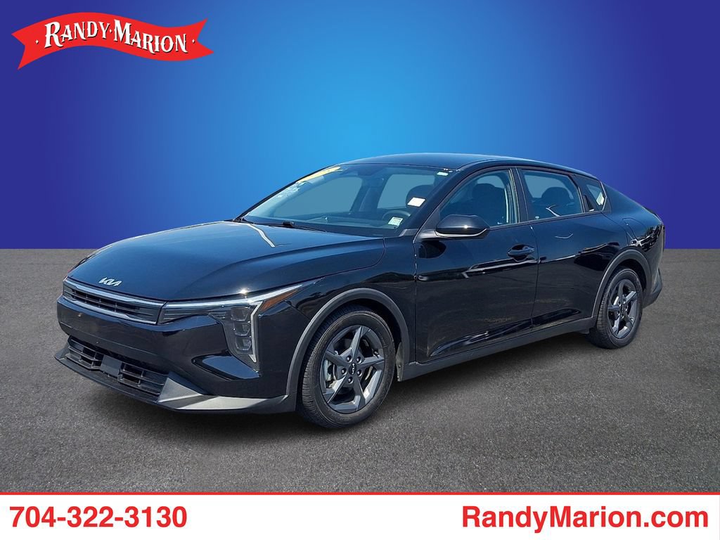 Used 2025 Kia K4 FWD video 1