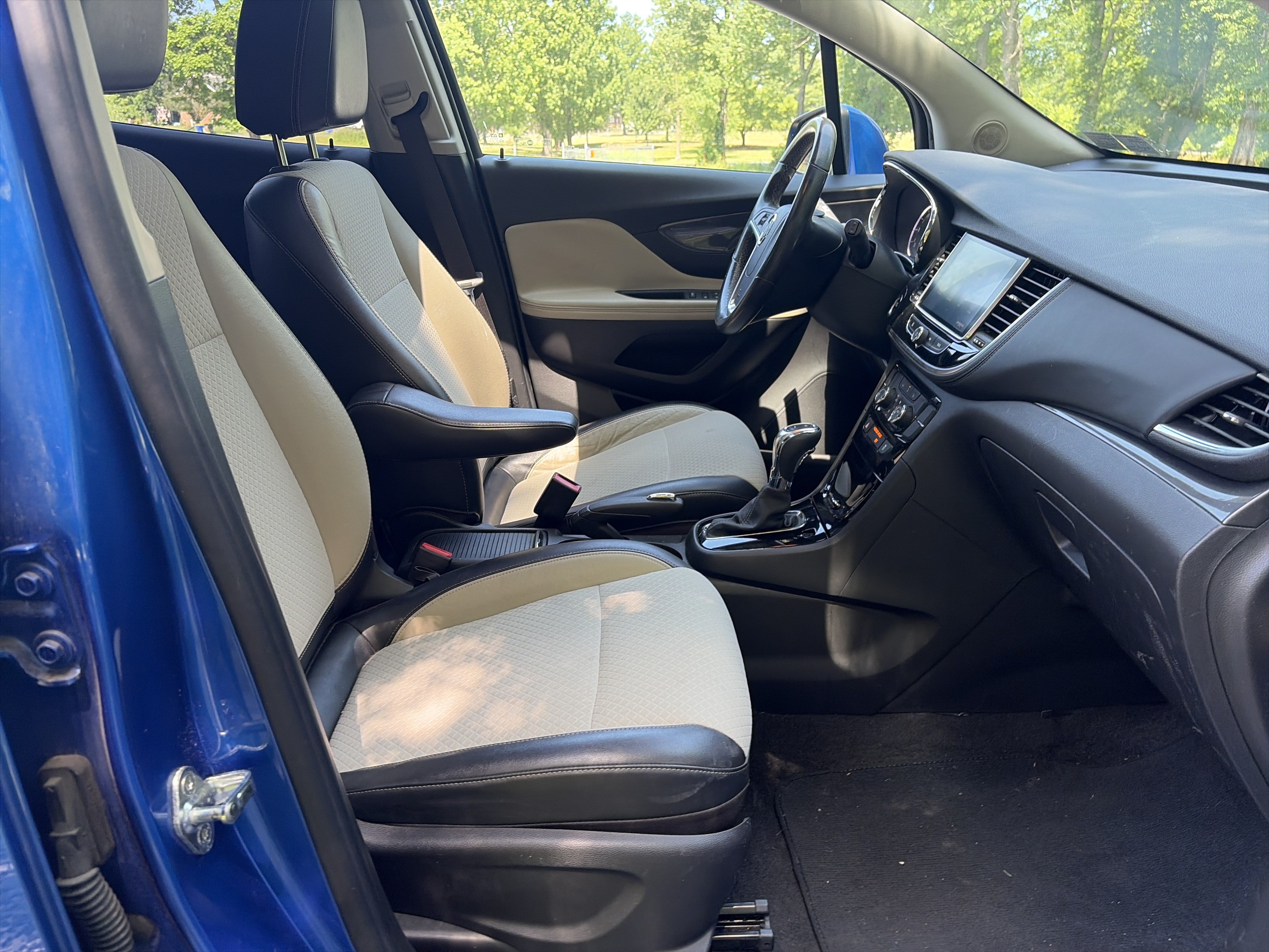 Used 2017 Buick Encore Preferred w/ Experience Buick Package AWD/4WD image 27