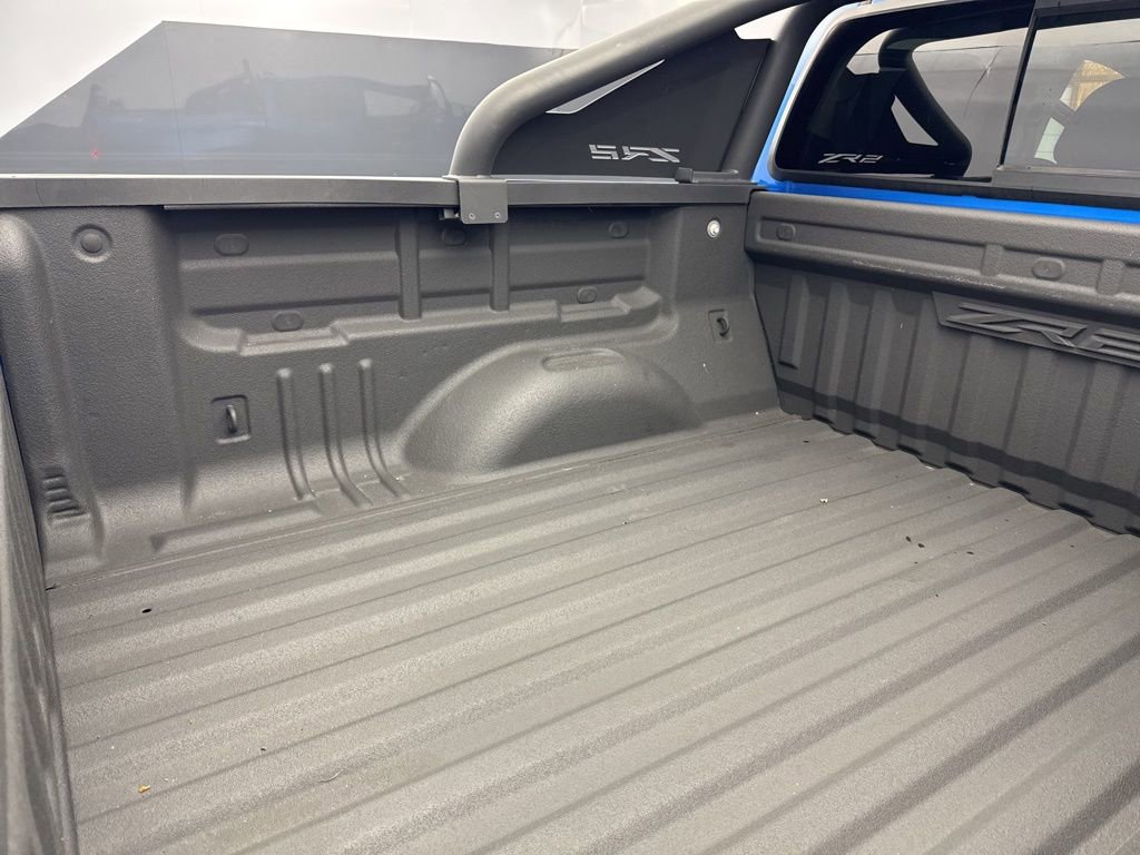 Used 2021 Chevrolet Colorado ZR2 w/ ZR2 Dusk Special Edition image 41