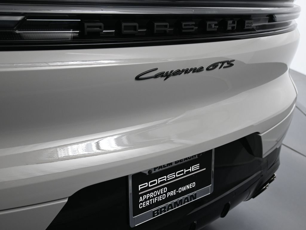 Certified 2026 Porsche Cayenne GTS AWD/4WD image 32