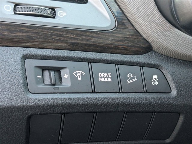 Used 2018 Hyundai Santa Fe Sport w/ 2.4L Value Package 02 image 14