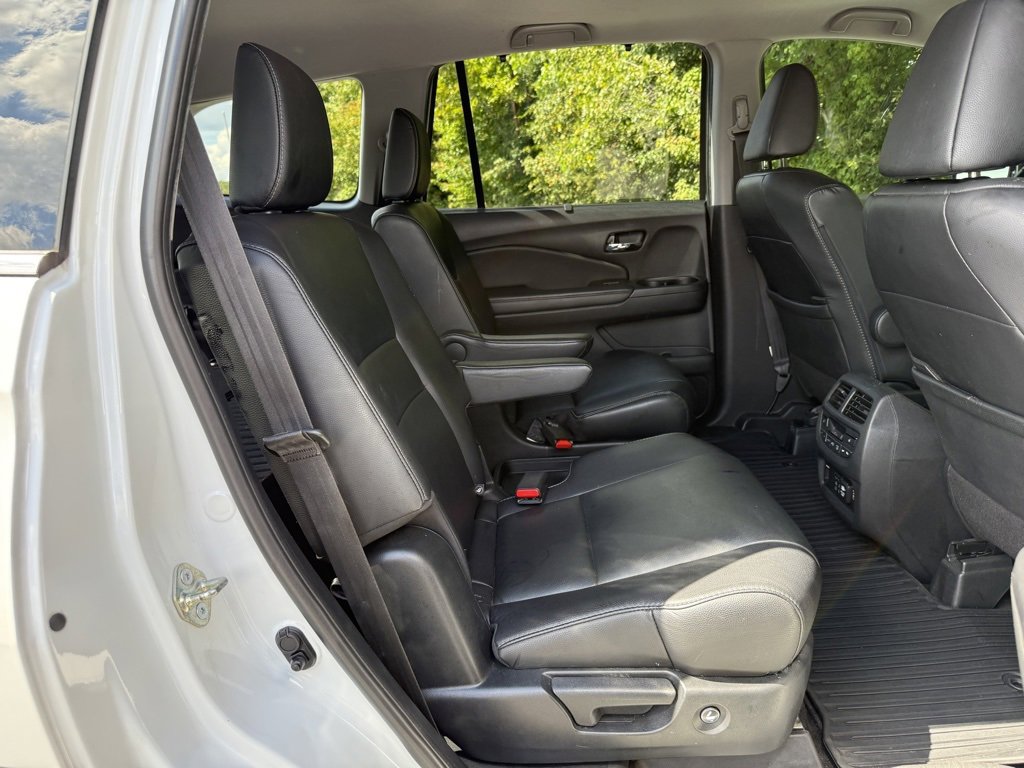 Used 2021 Honda Pilot Touring image 22