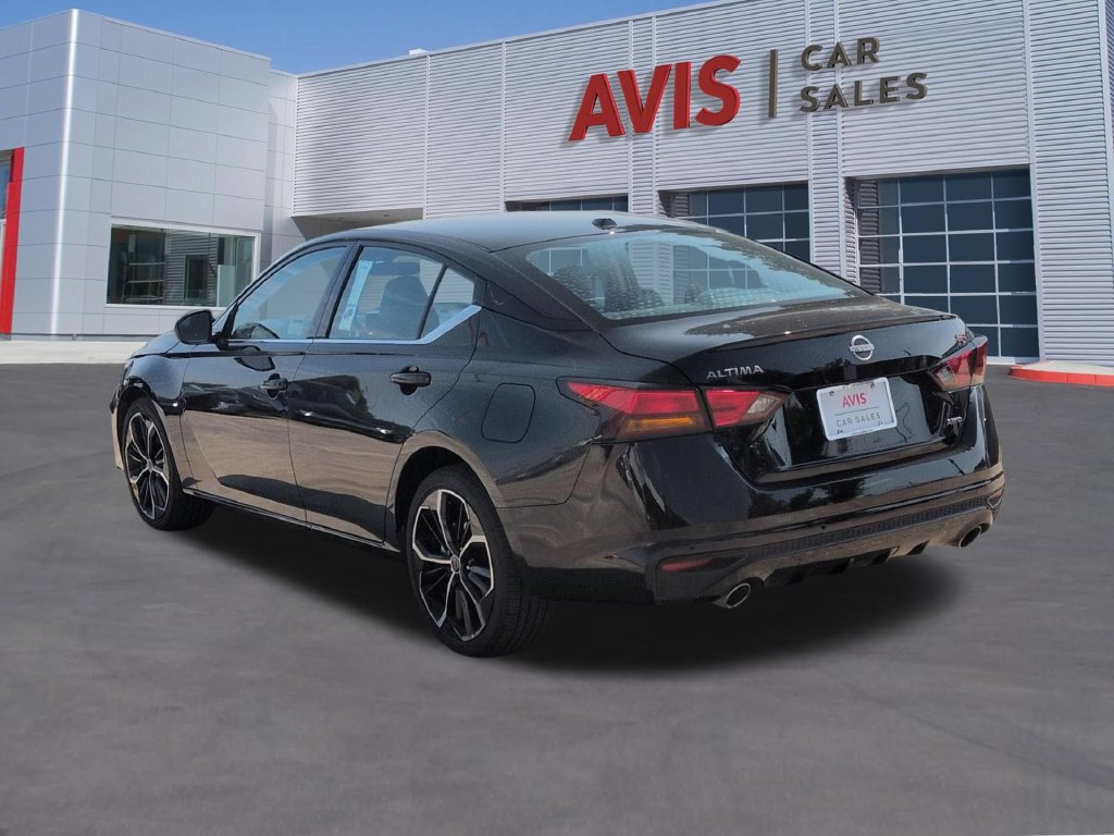 Used 2025 Nissan Altima 2.5 SR AWD/4WD image 7