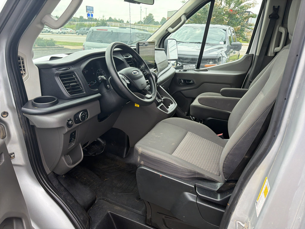 Used 2024 Ford Transit 350 XLT RWD image 7