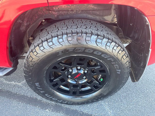 Used 2018 Toyota 4Runner SR5 Premium RWD image 12
