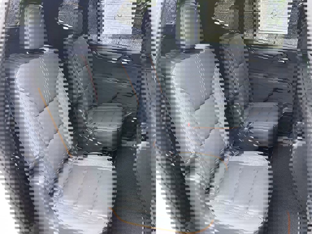 New 2026 GMC Acadia AT4 w/ Super Cruise Package image 27