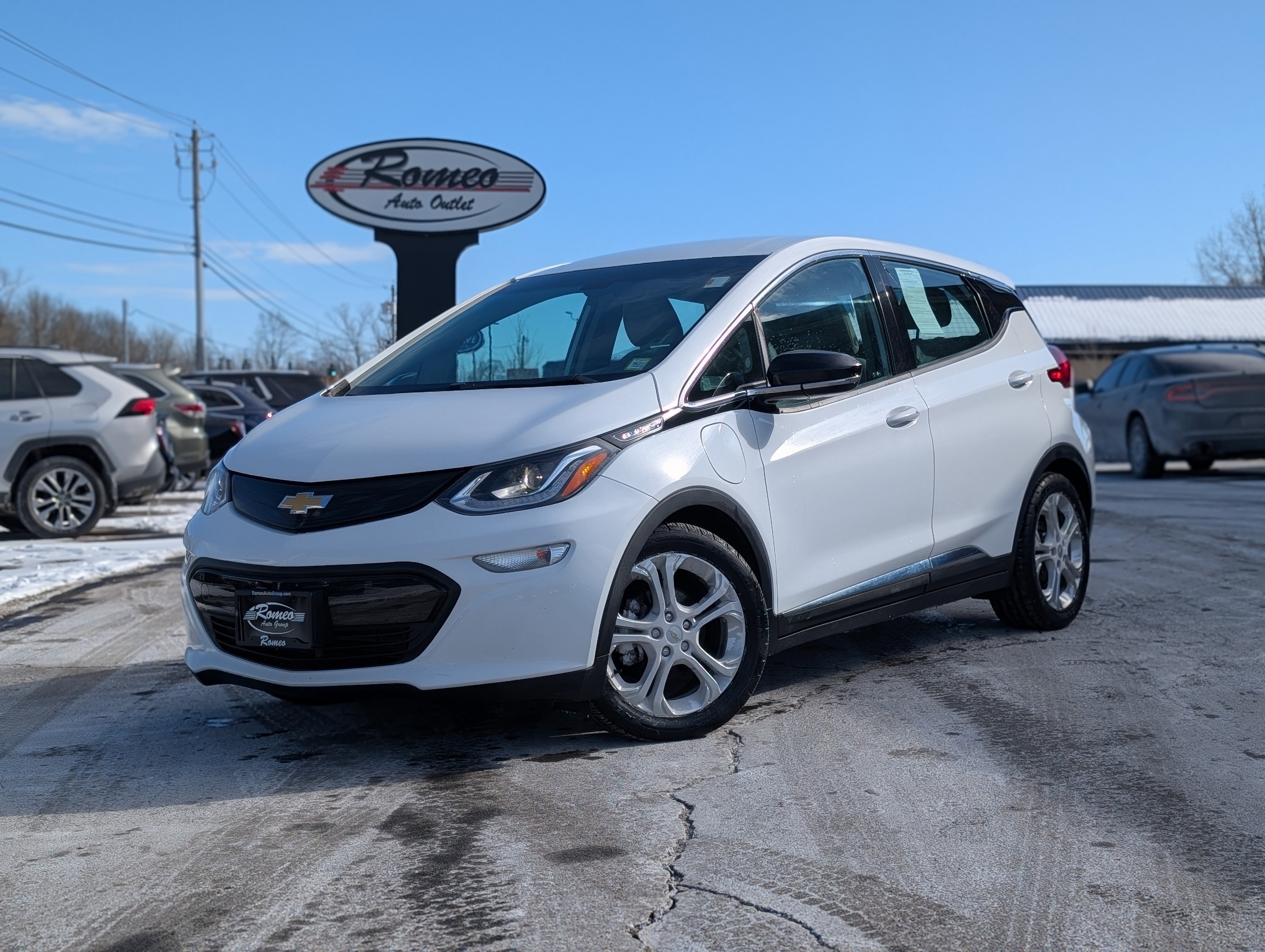 Used 2017 Chevrolet Bolt LT image 1