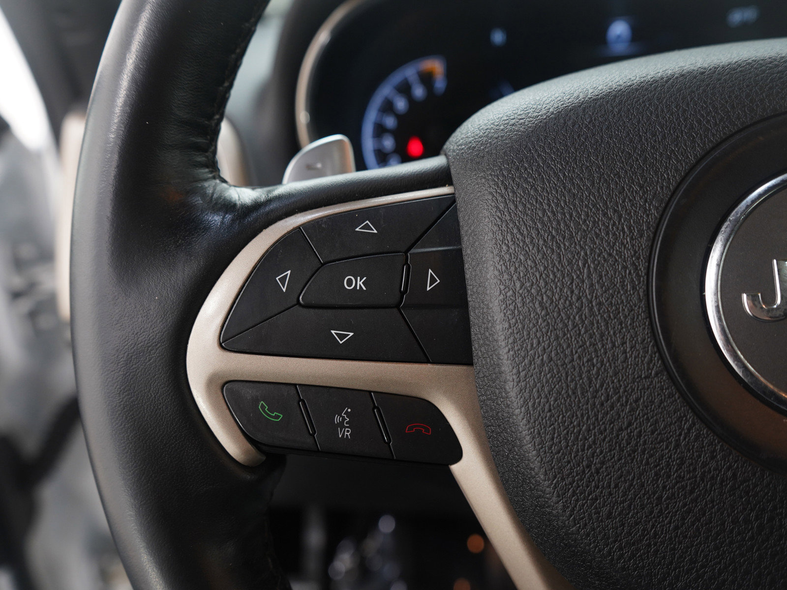 Used 2015 Jeep Grand Cherokee Laredo w/ Quick Order Package 23E image 24