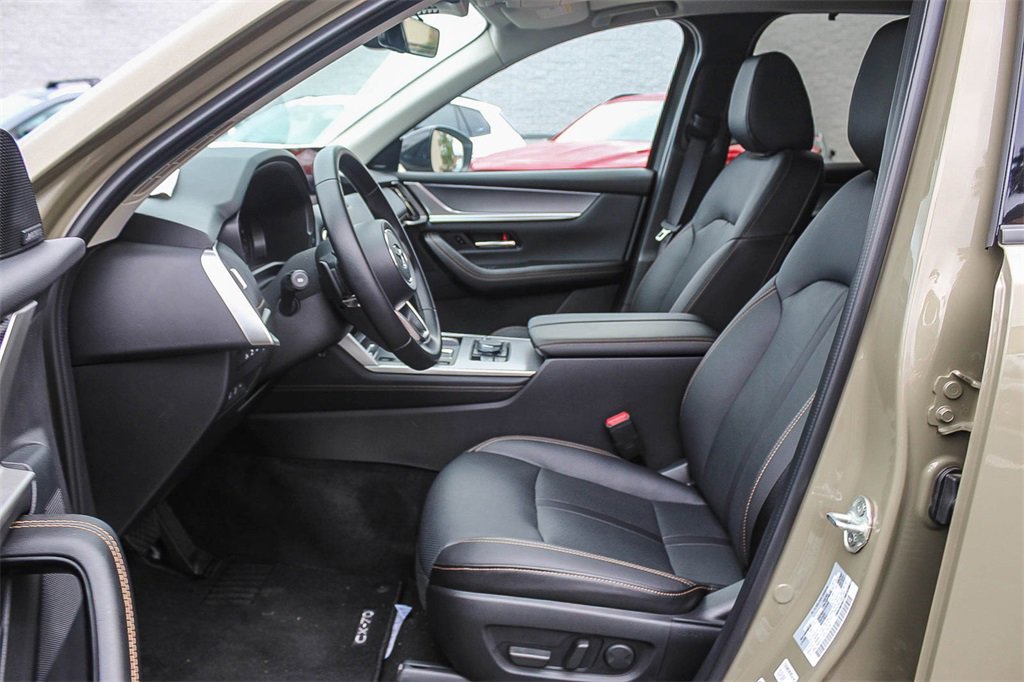 New 2025 MAZDA CX-70 Plug-In Hybrid w/ Premium Pkg image 19