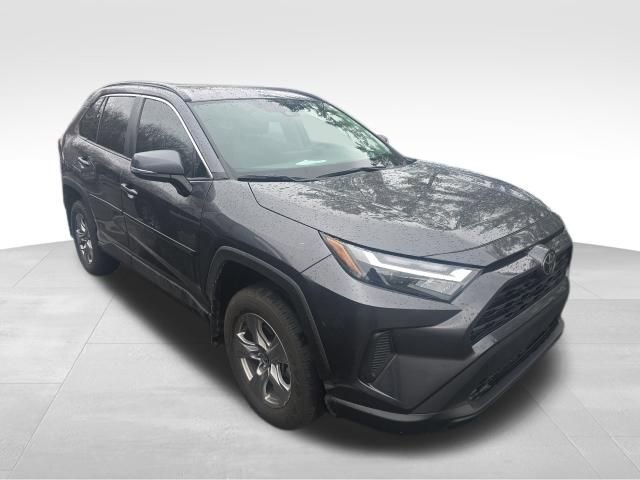 Used 2024 Toyota RAV4 XLE w/ Convenience Package image 8