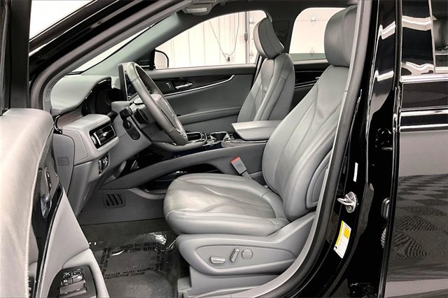 Used 2023 Lincoln Nautilus Reserve w/ Equipment Group 201A image 20