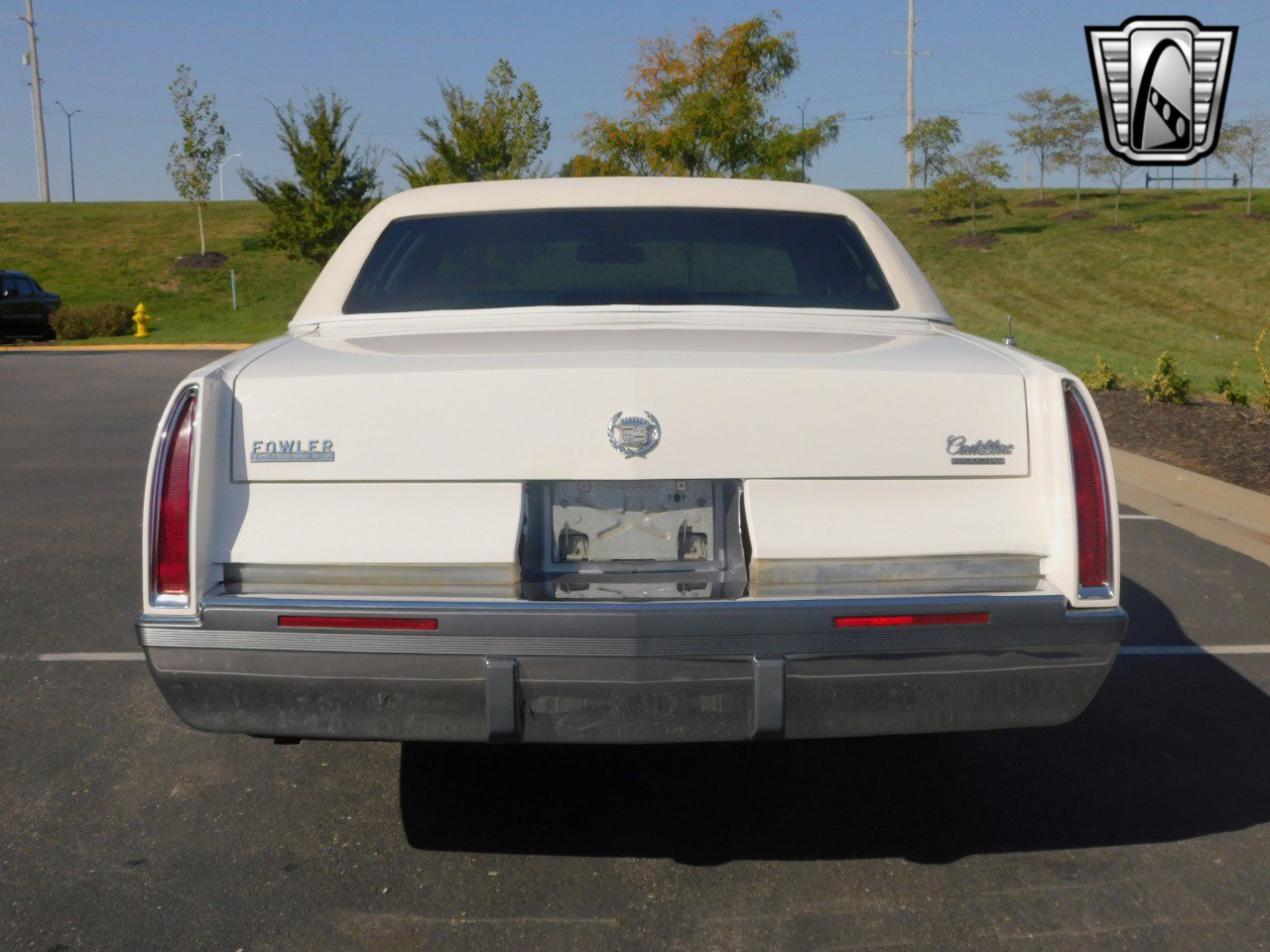 Used 1995 Cadillac Fleetwood Brougham image 4