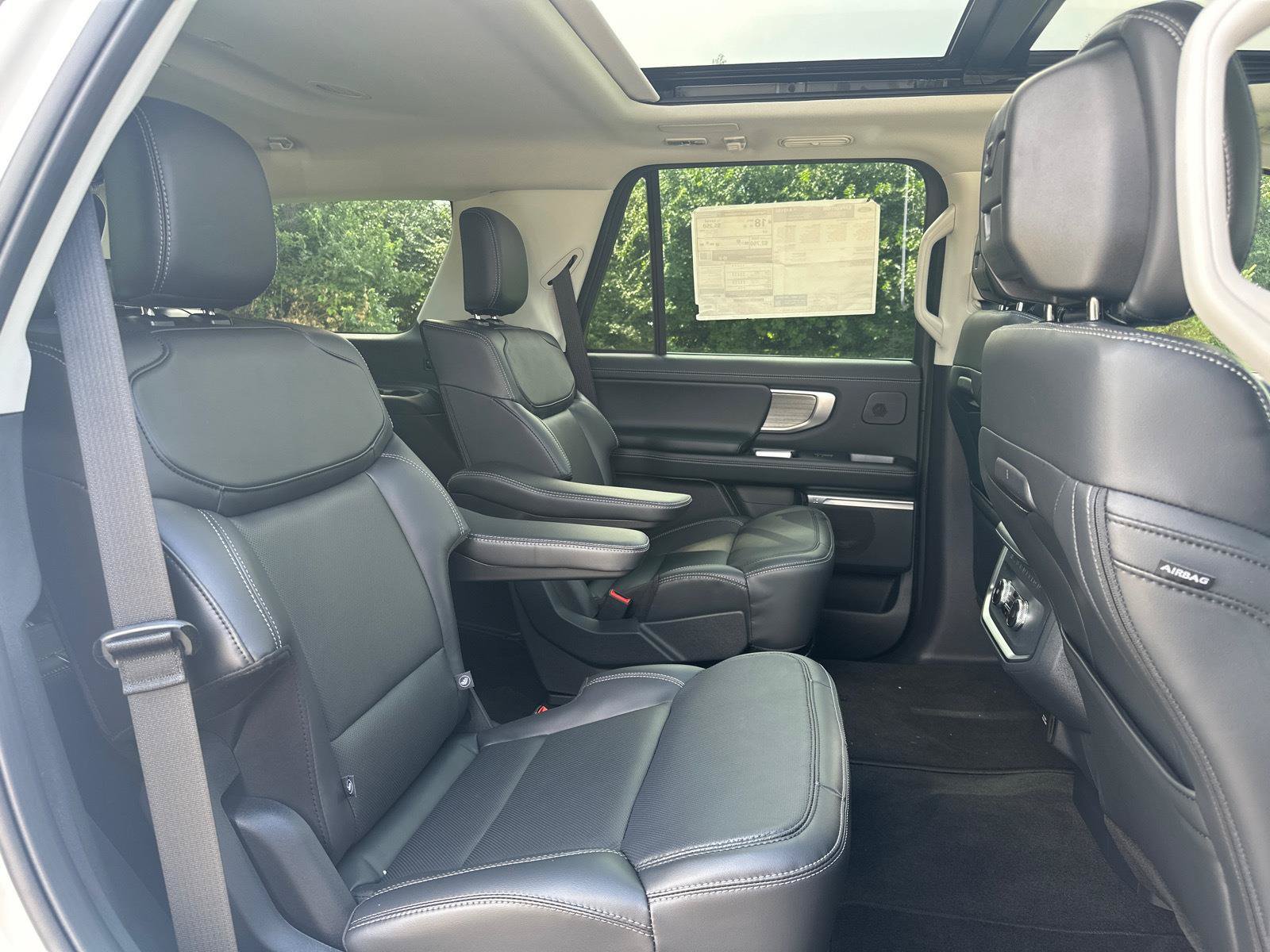 New 2026 Ford Expedition Platinum w/ Driver's Package AWD/4WD image 23
