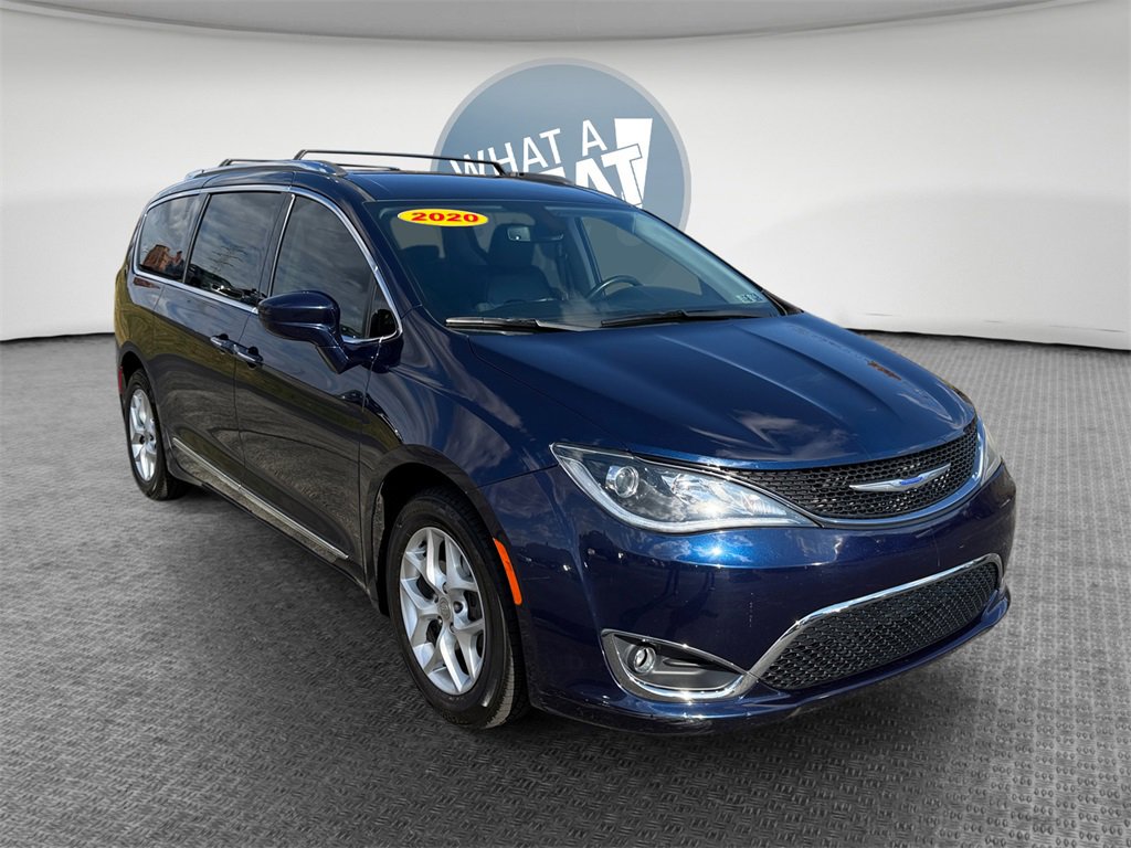 Used 2020 Chrysler Pacifica Touring-L w/ Tire & Wheel Group