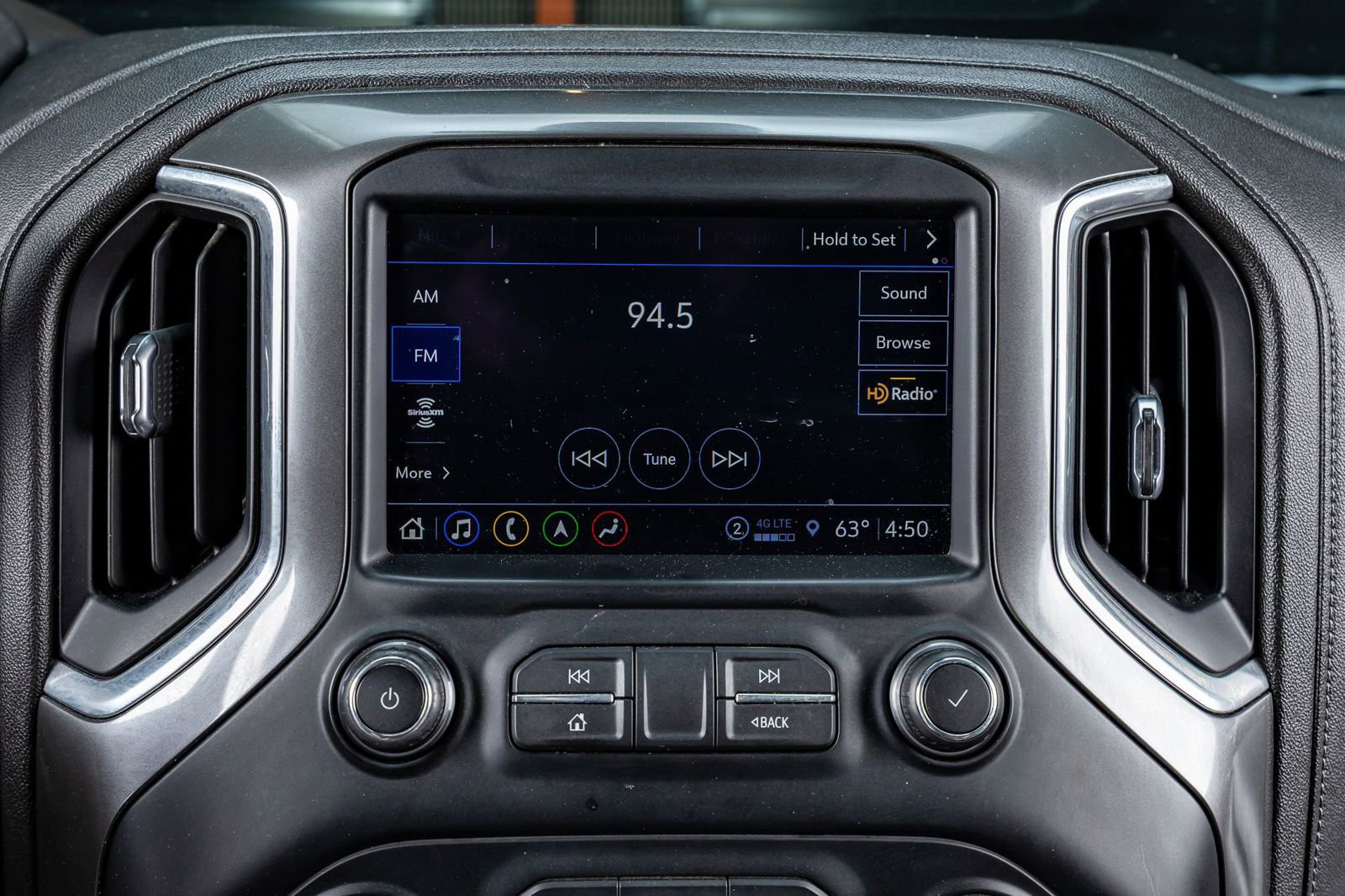 Used 2021 Chevrolet Silverado 2500 LTZ w/ Carhartt Edition AWD/4WD image 21
