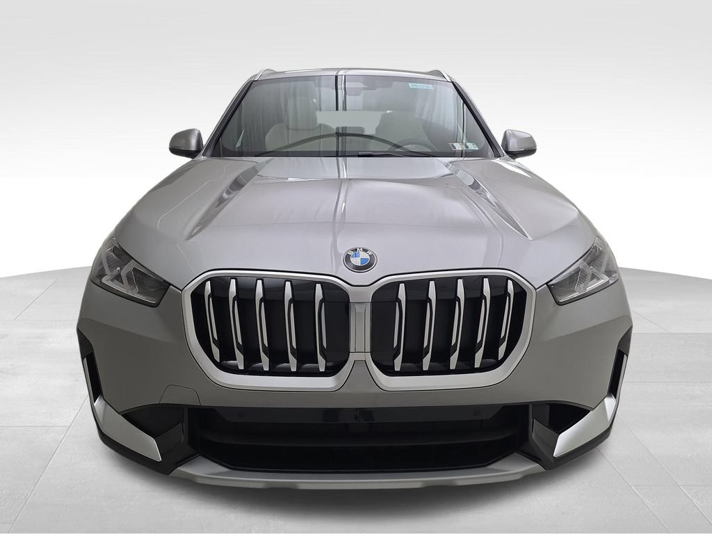 New 2027 BMW X1 xDrive28i w/ Convenience Package AWD/4WD image 3