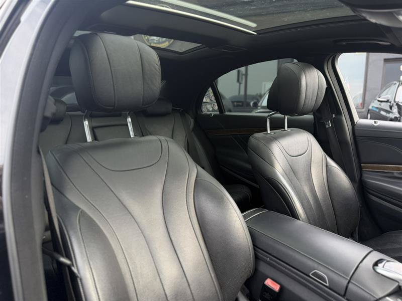 Used 2017 Mercedes-Benz S 550 Sedan image 19
