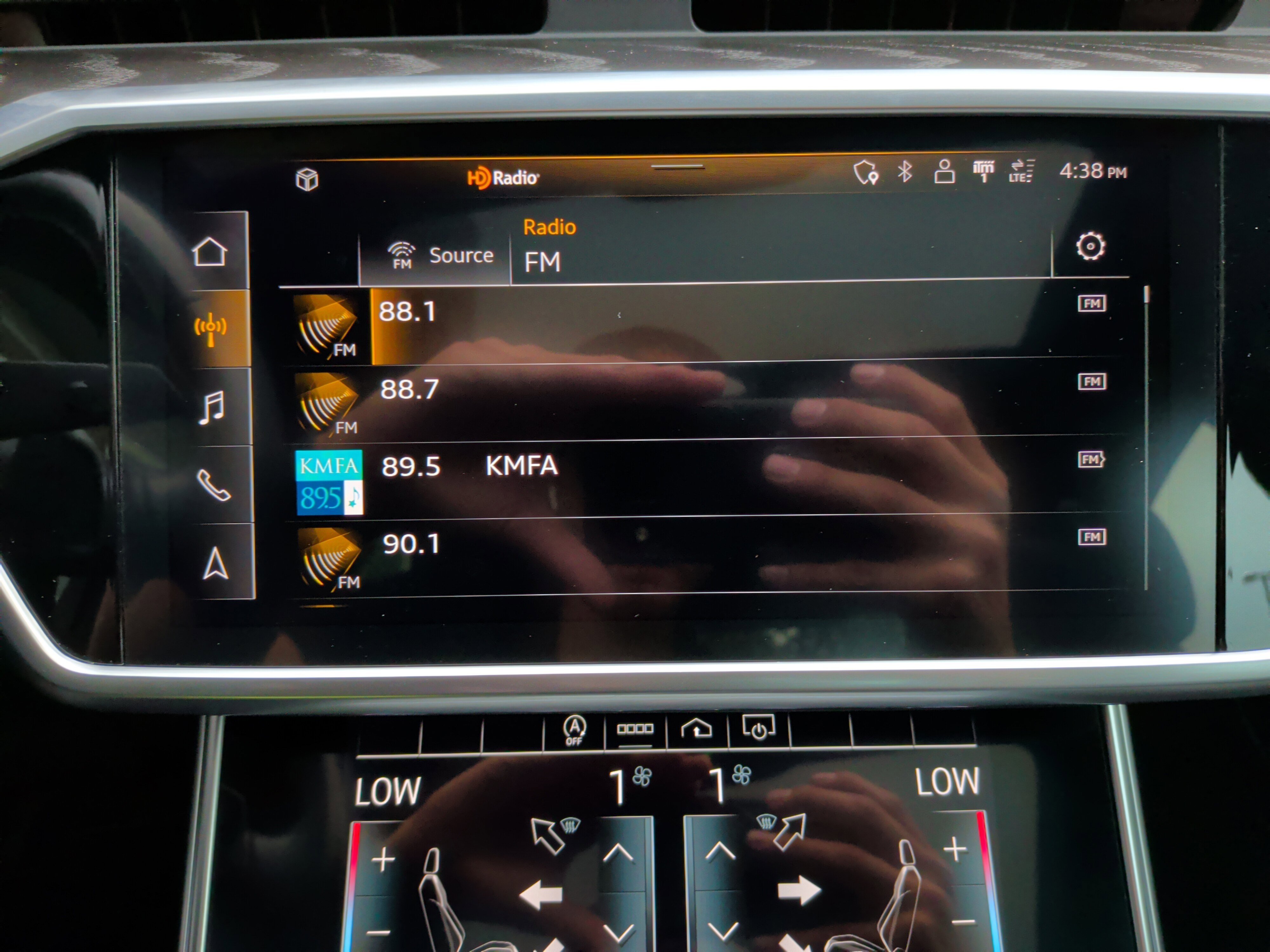 Used 2021 Audi A6 Premium Plus w/ Premium Plus Package image 23