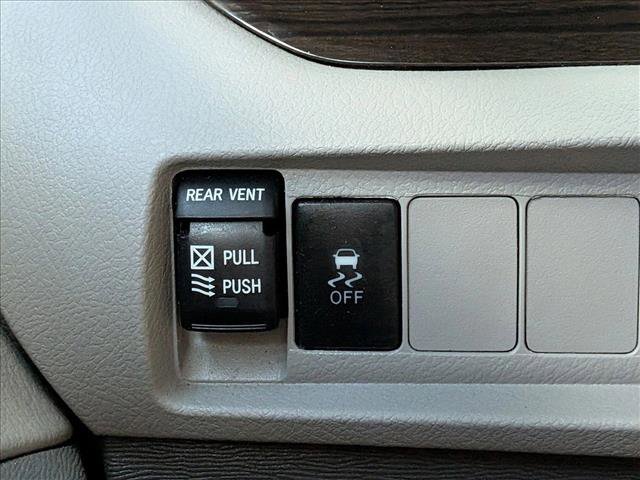 Used 2019 Toyota Sienna XLE FWD image 12