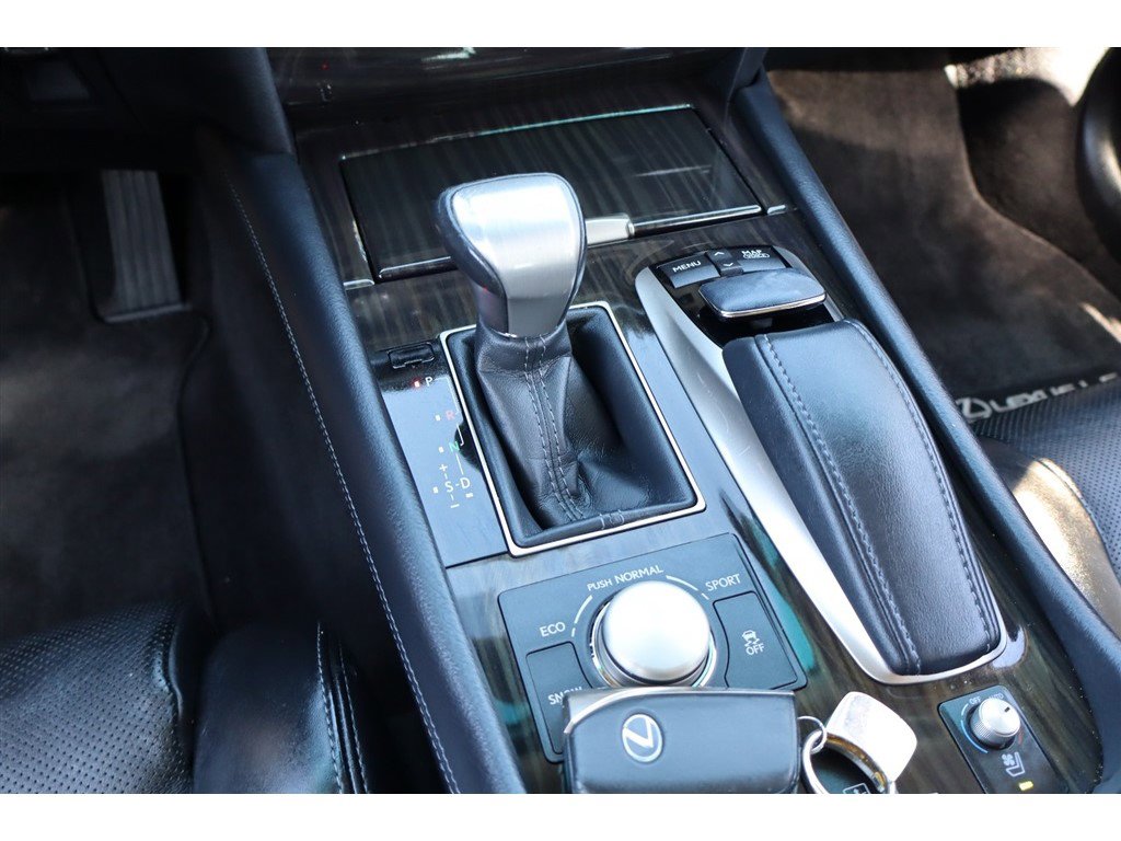 Used 2013 Lexus LS 460 AWD w/ Comfort Pkg image 27