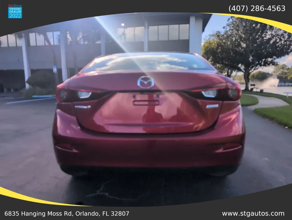 Used 2017 MAZDA MAZDA3 Touring FWD image 5