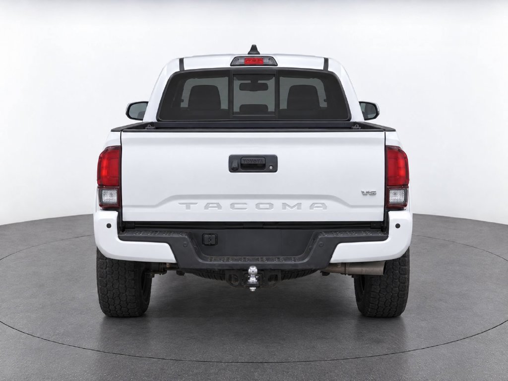 Used 2019 Toyota Tacoma TRD Sport AWD/4WD image 6