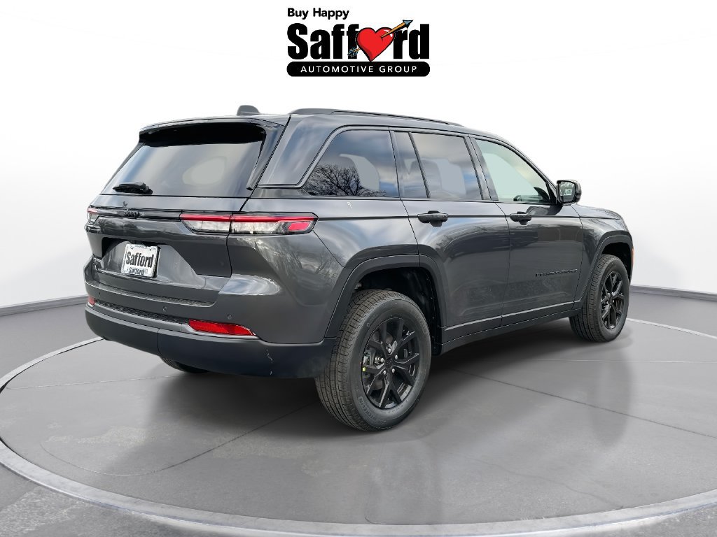 New 2026 Jeep Grand Cherokee Altitude AWD/4WD image 9
