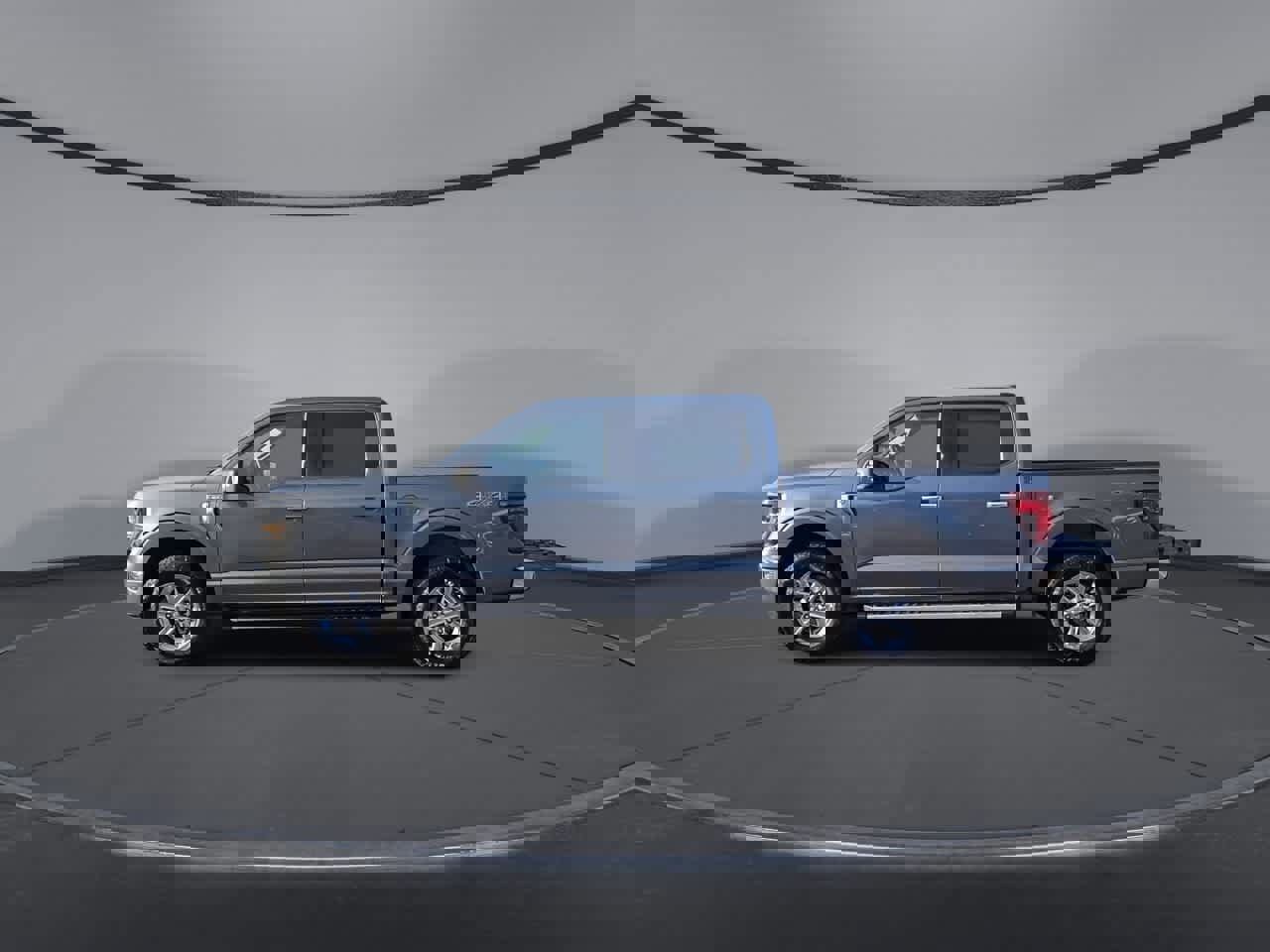 Used 2025 Ford F150 XLT w/ Equipment Group 301A Standard image 5