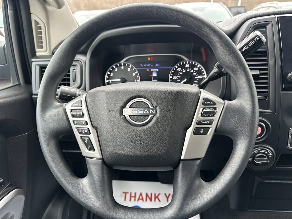 Used 2024 Nissan Titan SV image 18