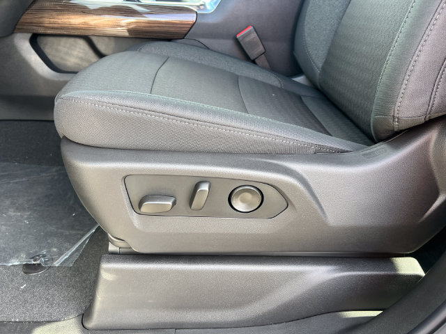 New 2026 Chevrolet Silverado 1500 RST w/ LPO, Dark Essentials Package AWD/4WD image 10