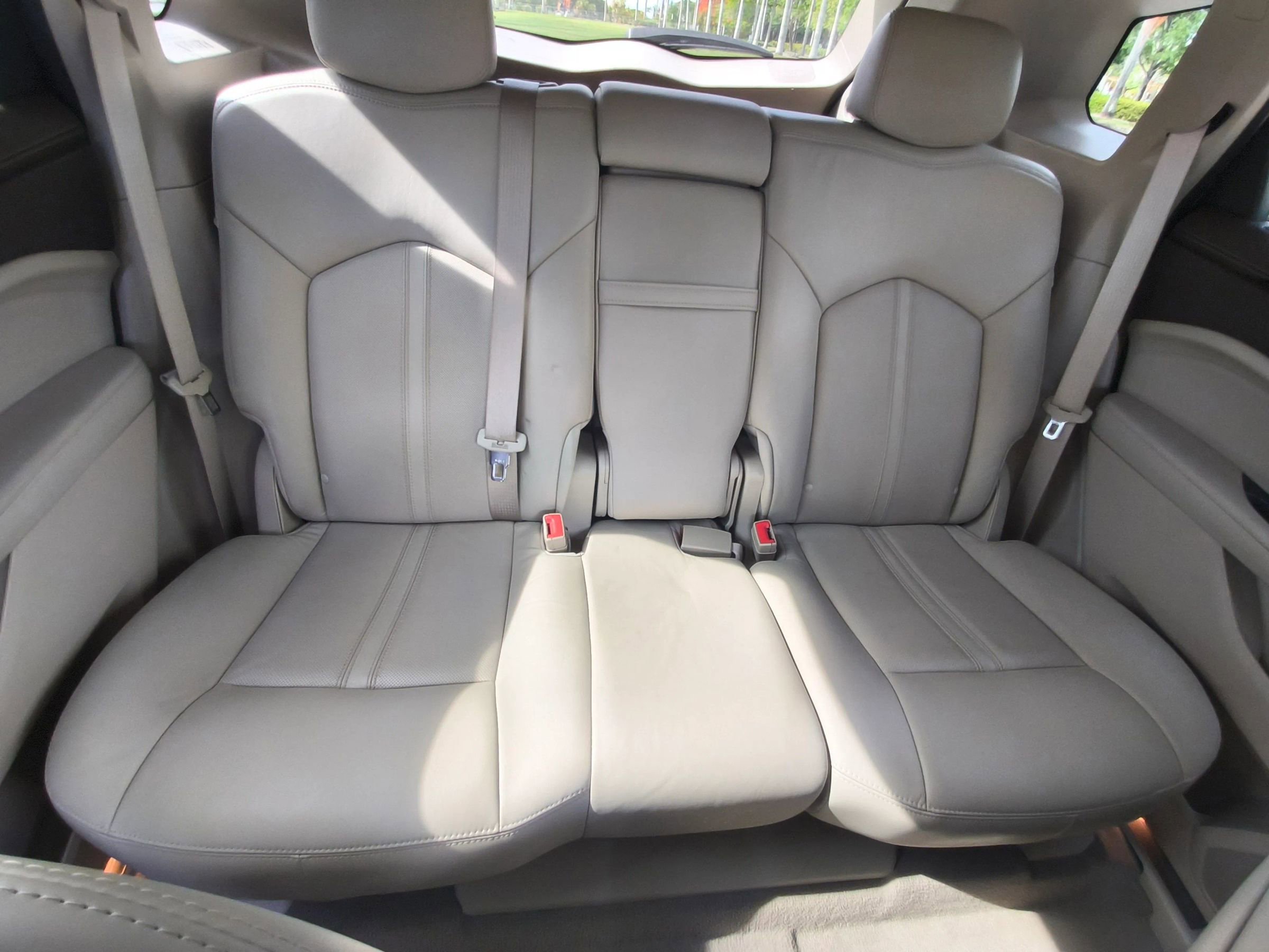Used 2013 Cadillac SRX Luxury FWD image 35
