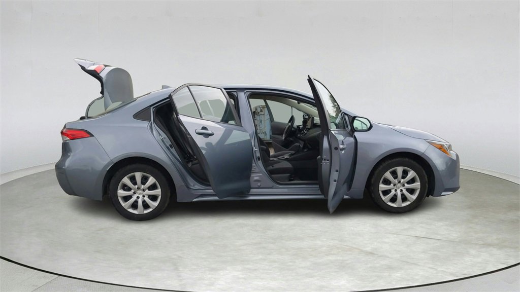 Used 2023 Toyota Corolla LE image 14