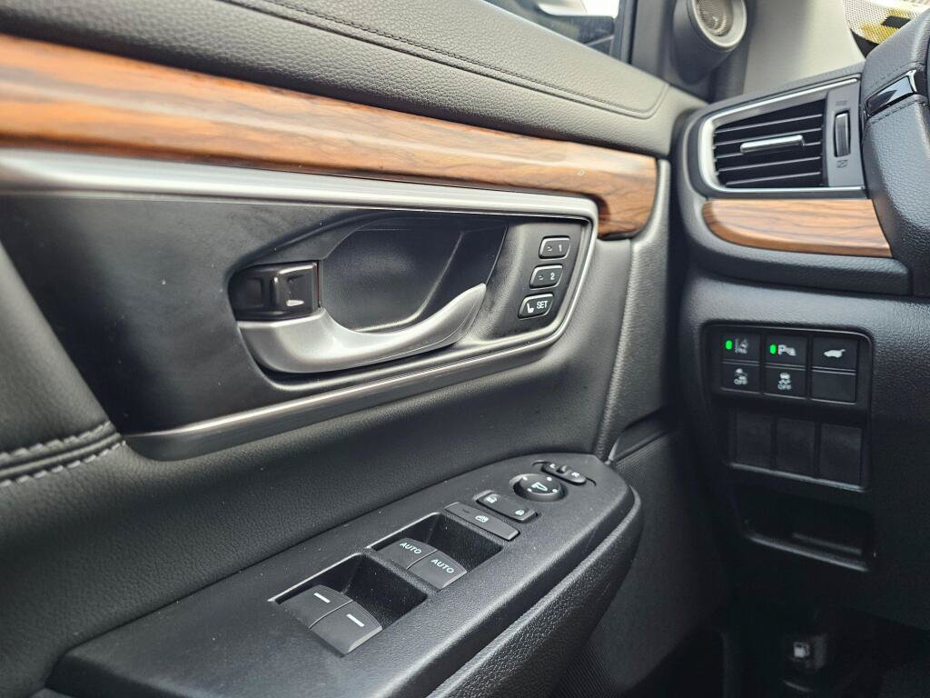 Certified 2021 Honda CR-V Touring image 31