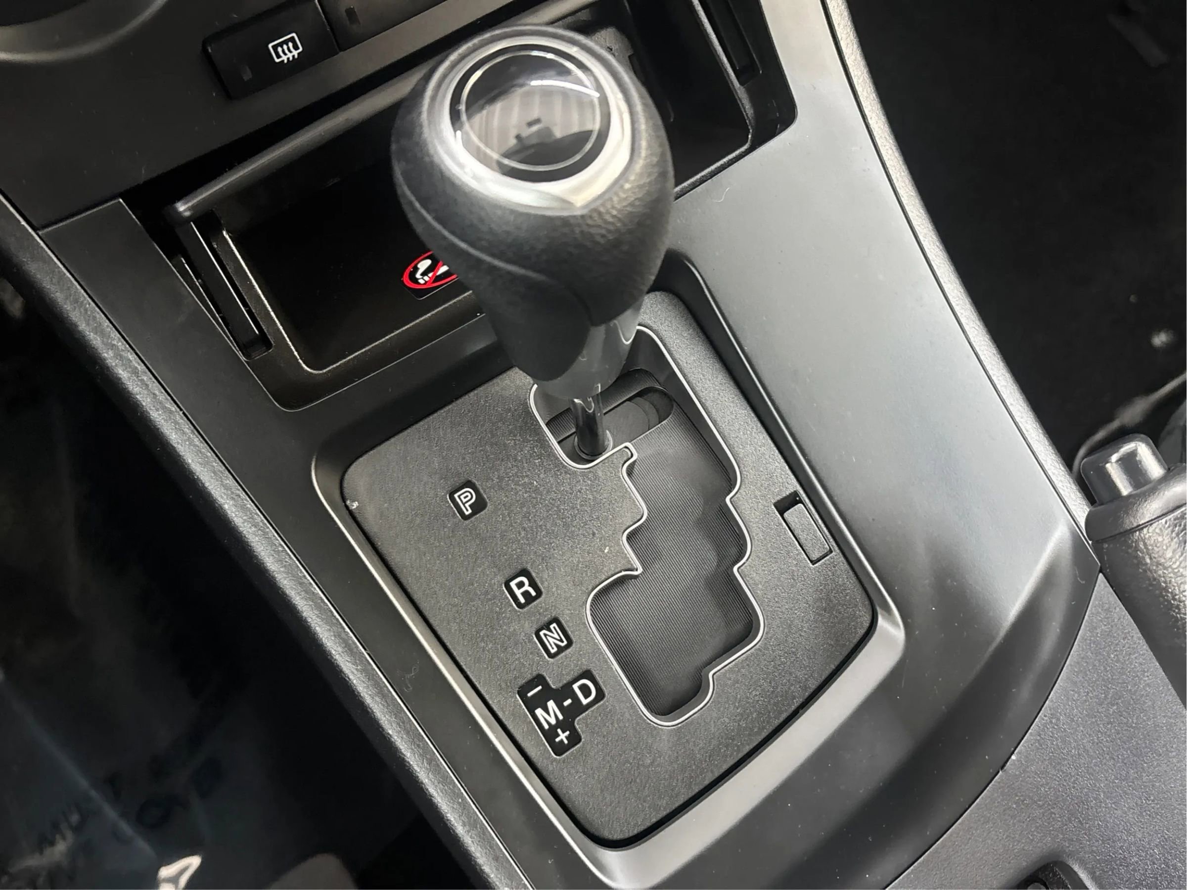 Used 2013 MAZDA MAZDA3 i Sport image 40