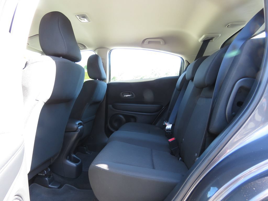 Used 2018 Honda HR-V LX image 19