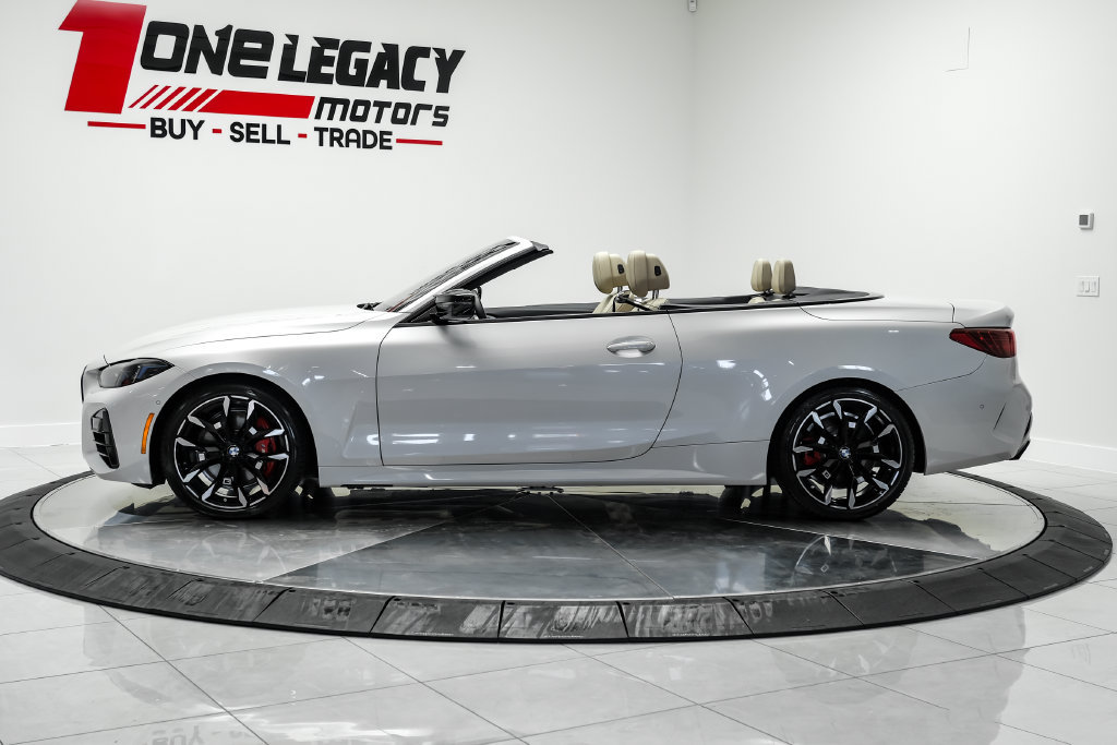 Used 2025 BMW M440i Convertible w/ Premium Package RWD image 19
