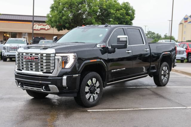 Used 2026 GMC Sierra 2500 Denali w/ Technology Package AWD/4WD image 23