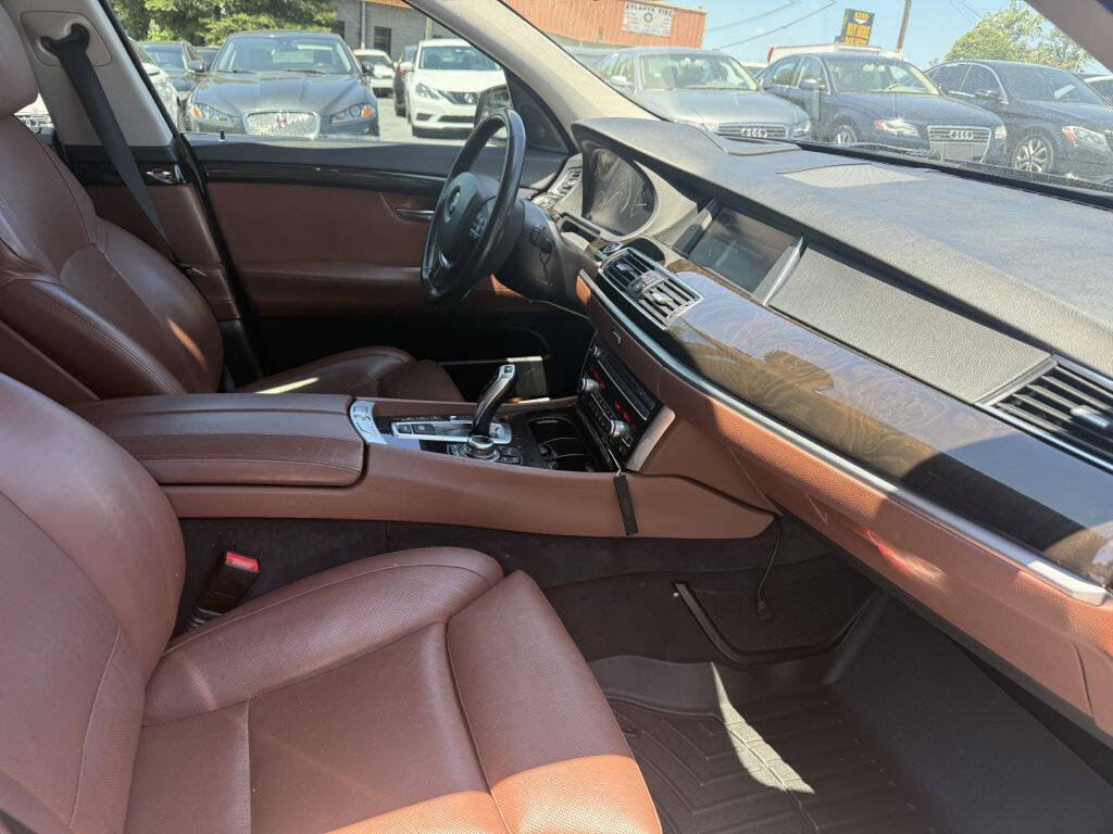 Used 2012 BMW 550i Gran Turismo xDrive AWD/4WD image 14