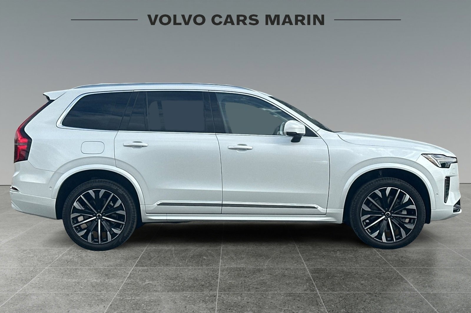 New 2026 Volvo XC90 B5 Plus image 8