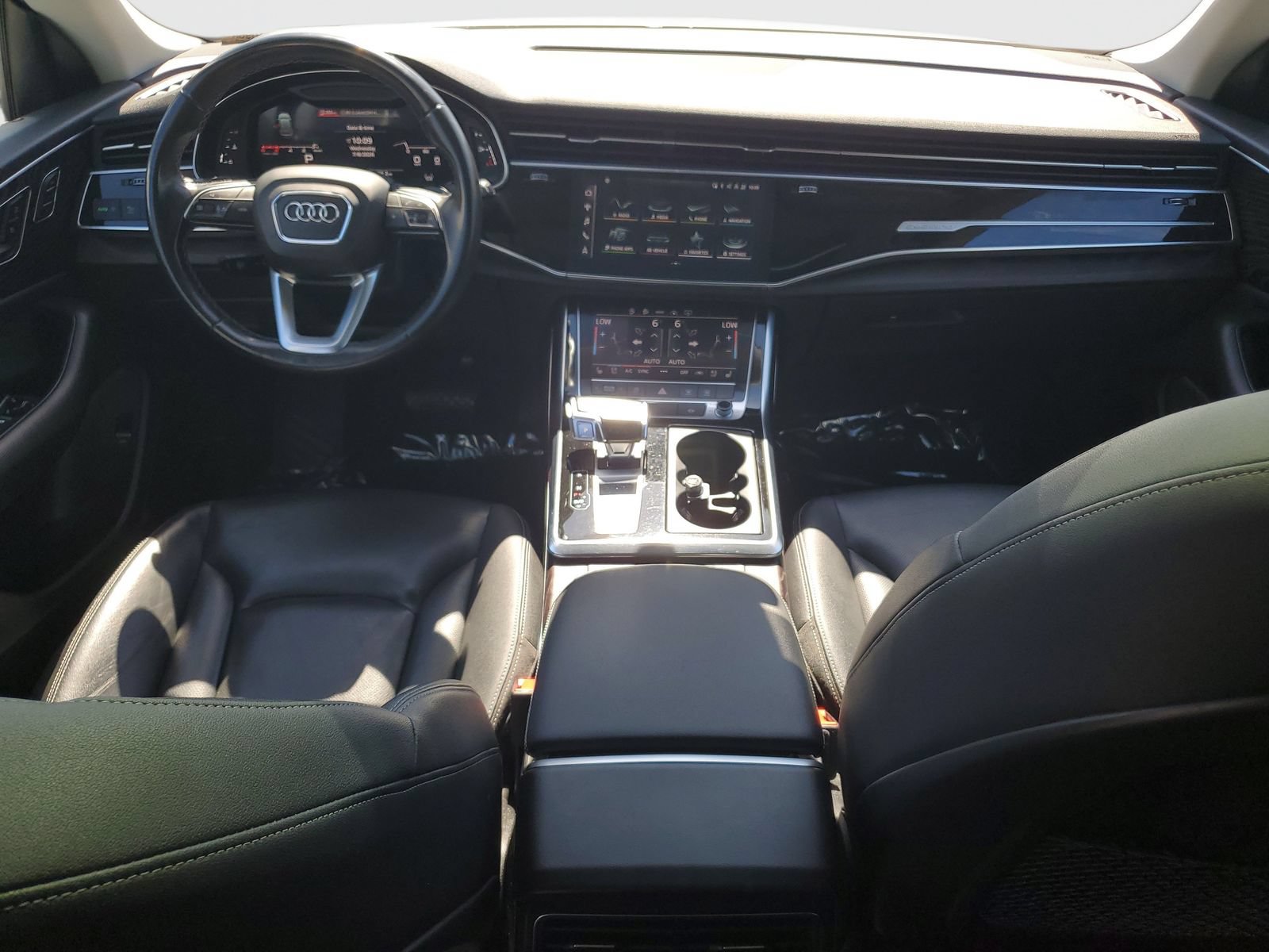Used 2022 Audi Q8 Premium Plus AWD/4WD image 10