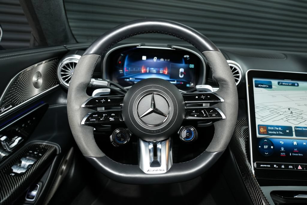 Used 2022 Mercedes-Benz SL 63 AMG 4MATIC image 37