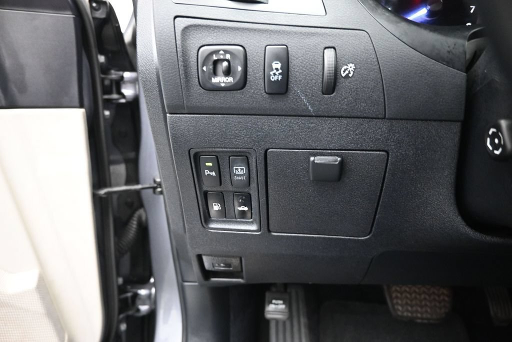 Used 2012 Lexus ES 350 FWD image 12