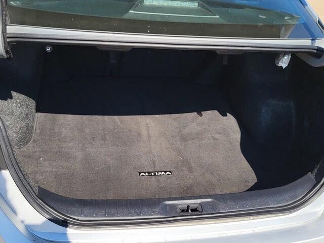 Used 2023 Nissan Altima 2.5 SV image 9