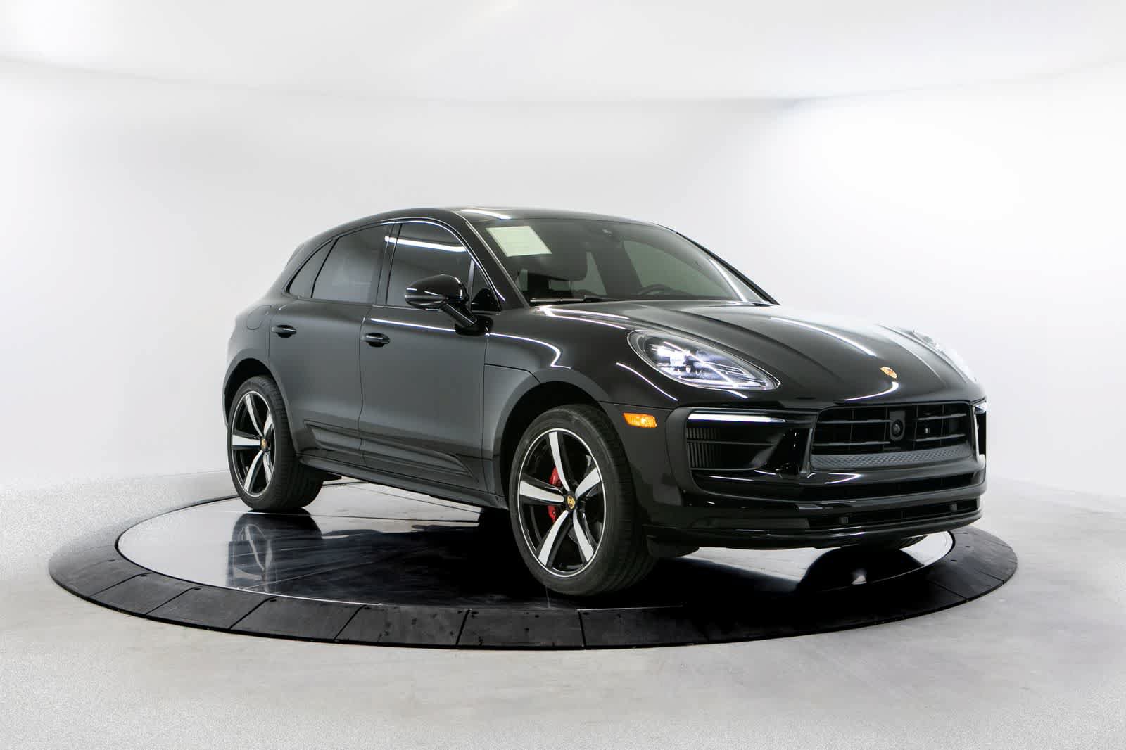 Used 2023 Porsche Macan S AWD/4WD image 9