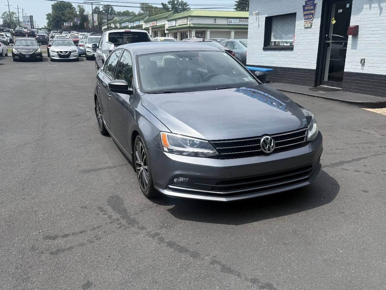 Used 2015 Volkswagen Jetta Sport FWD image 20
