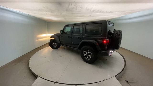 Used 2021 Jeep Wrangler Unlimited Rubicon AWD/4WD image 2