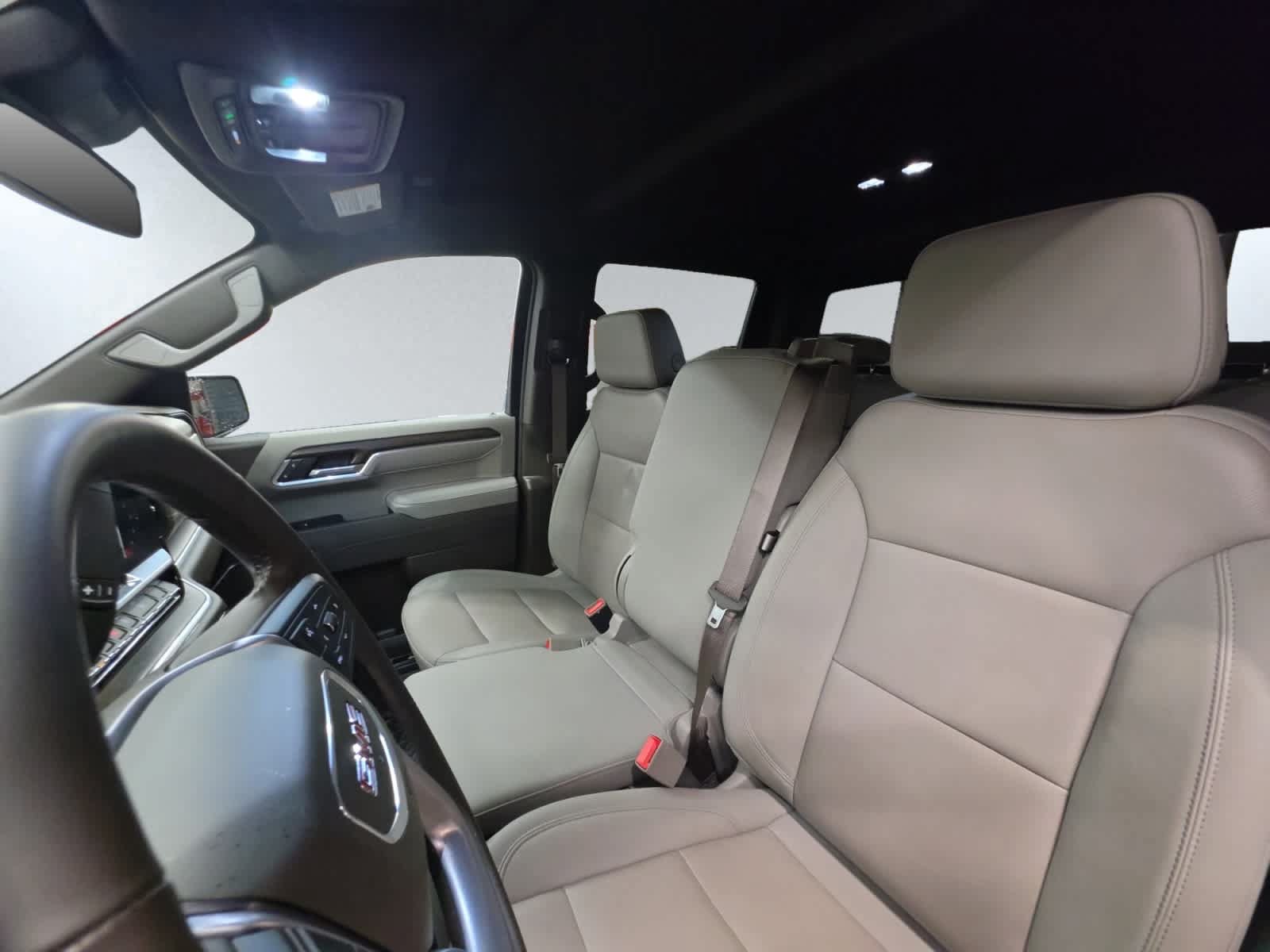 Used 2026 GMC Sierra 1500 SLT AWD/4WD image 13