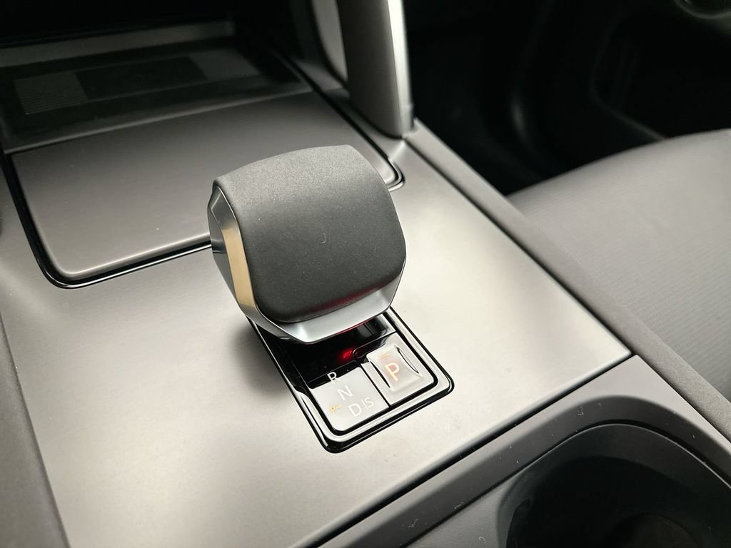 Certified 2025 Land Rover Discovery Sport S AWD/4WD image 10